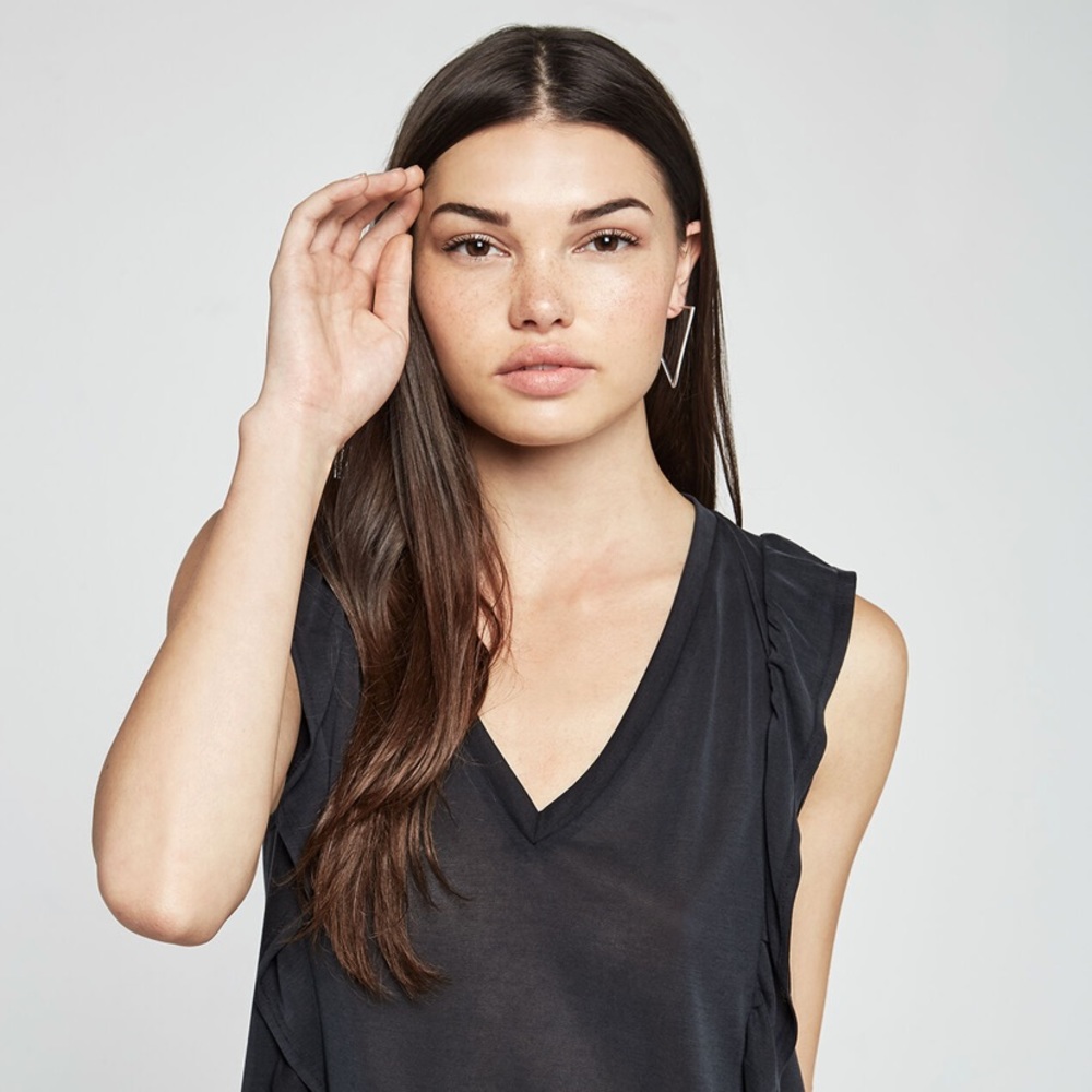NWT BCBGeneration Ruffle Sleeve Top - Picture 4 of 6
